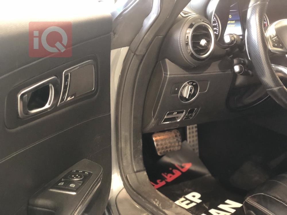 مێرسێدس بێنز AMG GT